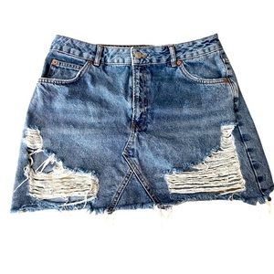 TopShop Moto Denim Distressed Mini Skirt: Women’s Size 10: GUC